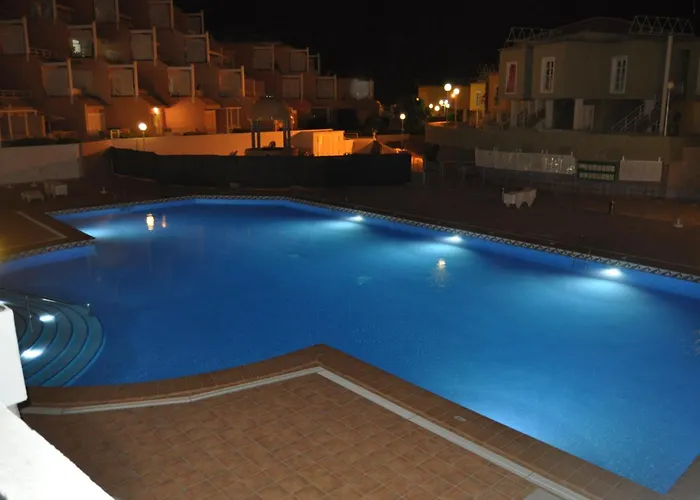 Zebra 3 Piscines * Costa Adeje (Tenerife)