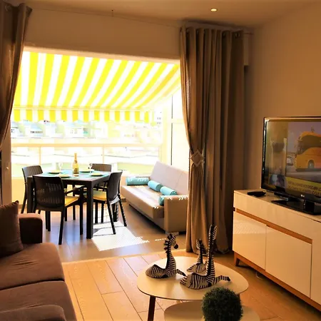 Zebra Apartment